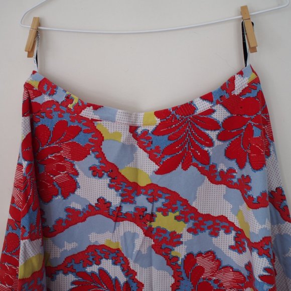 Vibrant floral dotted circle midi skirt by Topshop - Picture 2 of 7